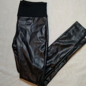 Assets by Spanx Black Faux Leather Pants Size M Girls Night Fall Winter Fun